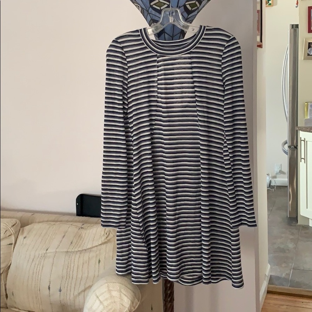 BCBGENERATION NWT Blue stripped swing dress size M